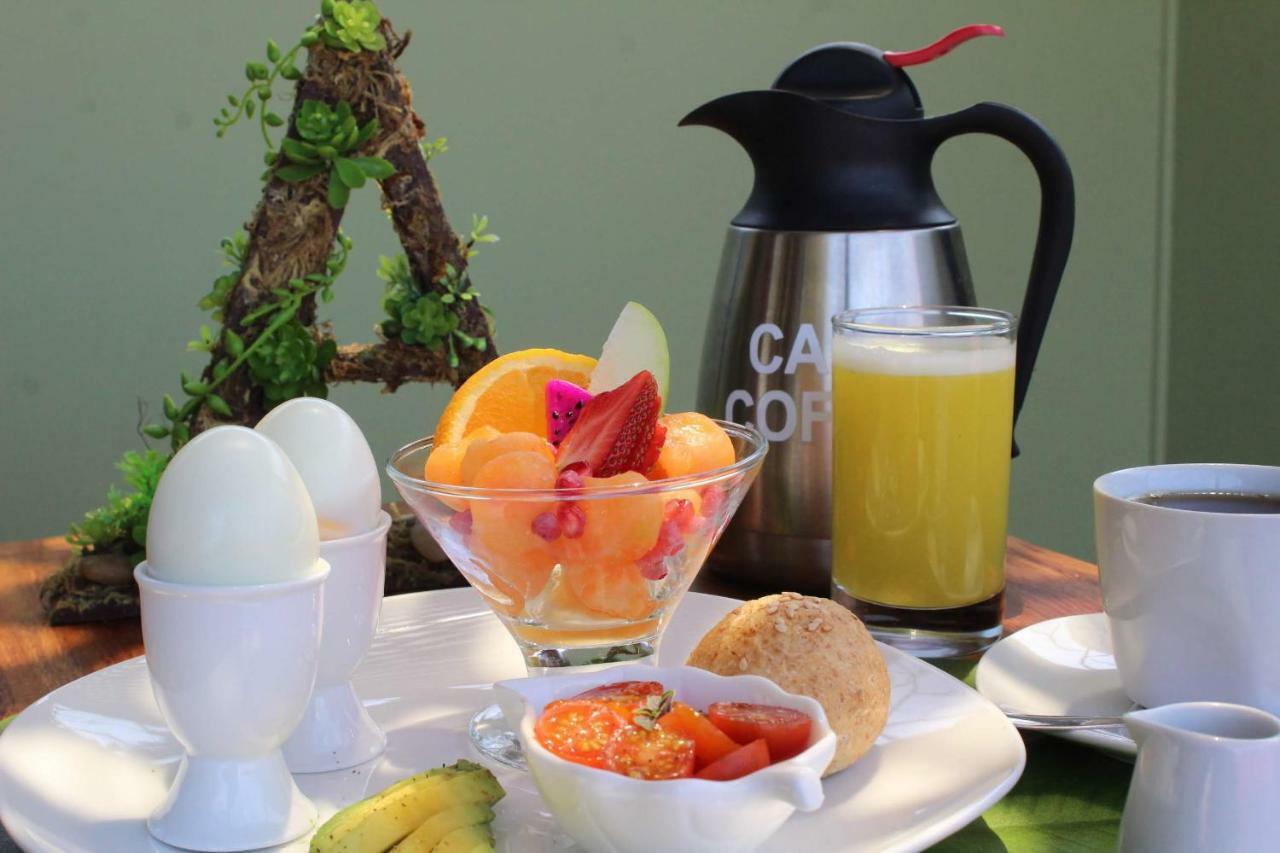Acanthus Boutique Hotel 케트살테낭고 외부 사진