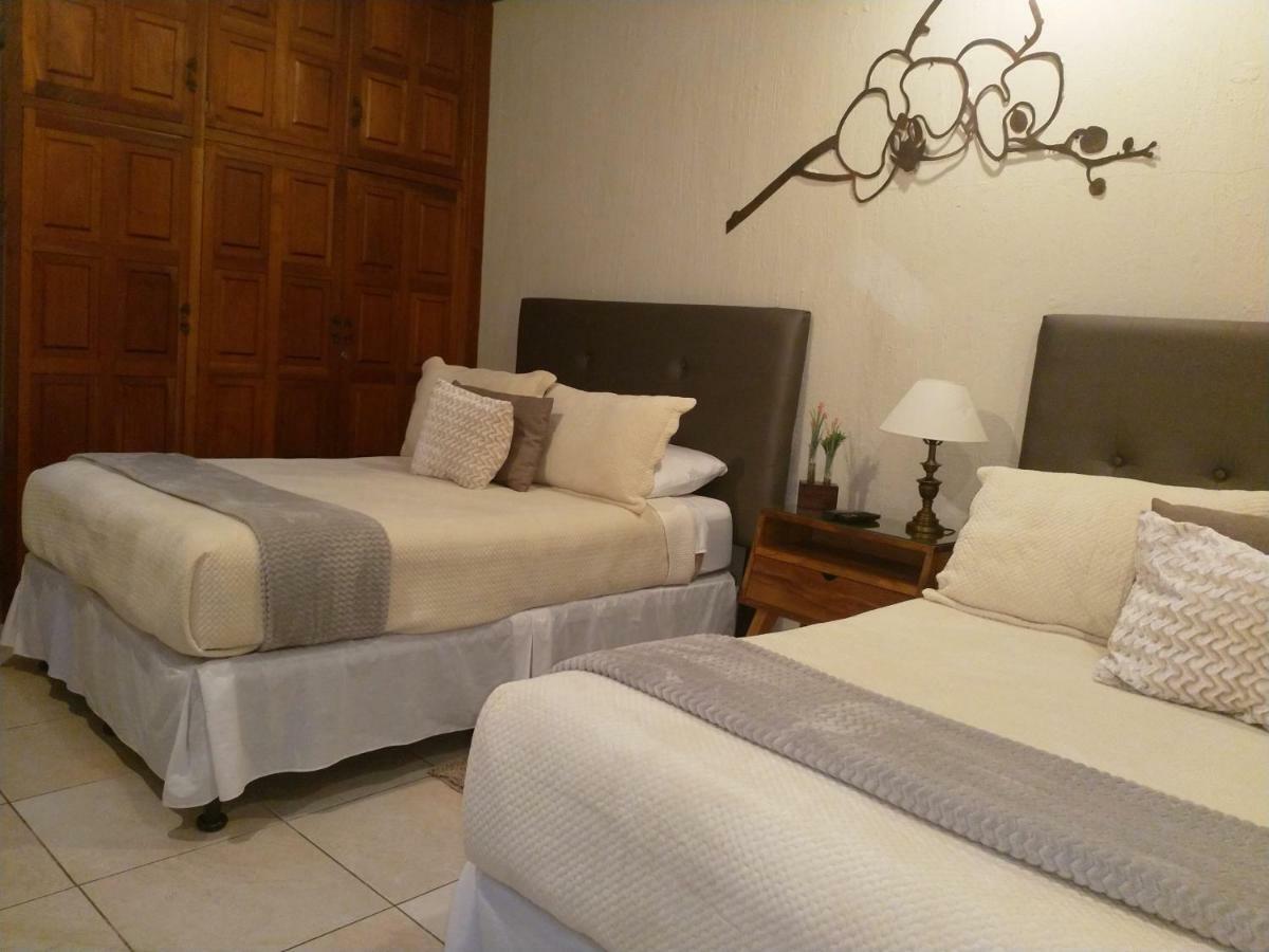 Acanthus Boutique Hotel 케트살테낭고 외부 사진