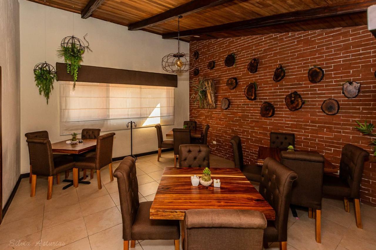 Acanthus Boutique Hotel 케트살테낭고 외부 사진