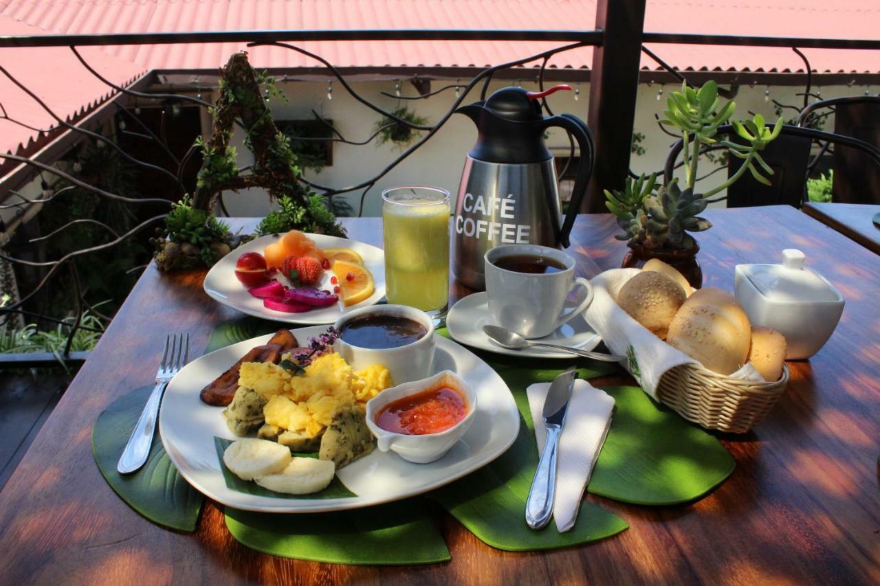 Acanthus Boutique Hotel 케트살테낭고 외부 사진