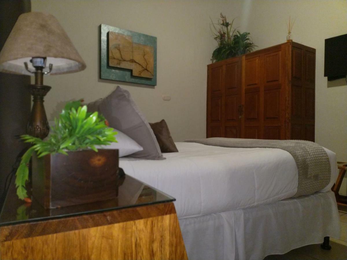 Acanthus Boutique Hotel 케트살테낭고 외부 사진